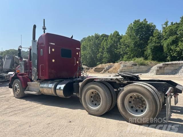 Kenworth T800 Naudoti vilkikai