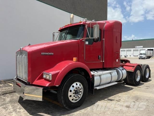 Kenworth T800 Naudoti vilkikai