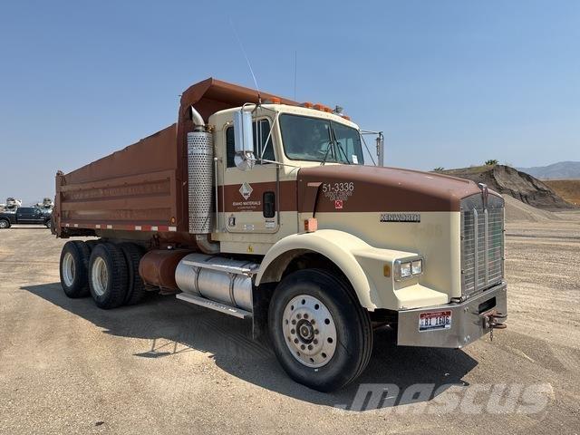 Kenworth T800 Savivarčių priekabų vilkikai