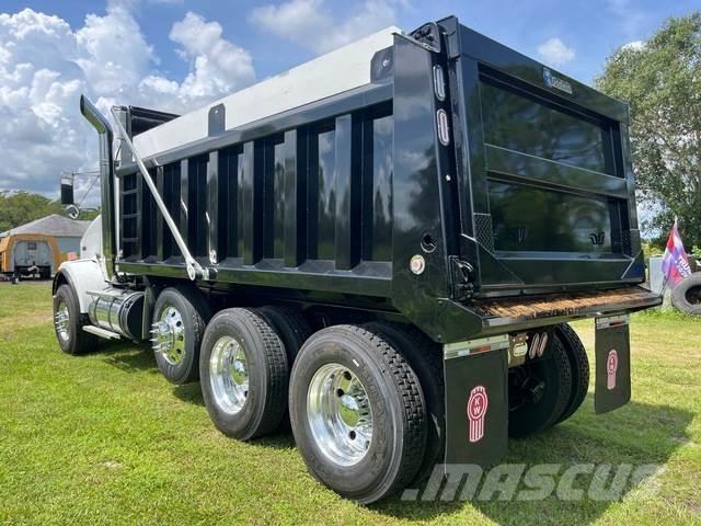 Kenworth T800 Savivarčių priekabų vilkikai