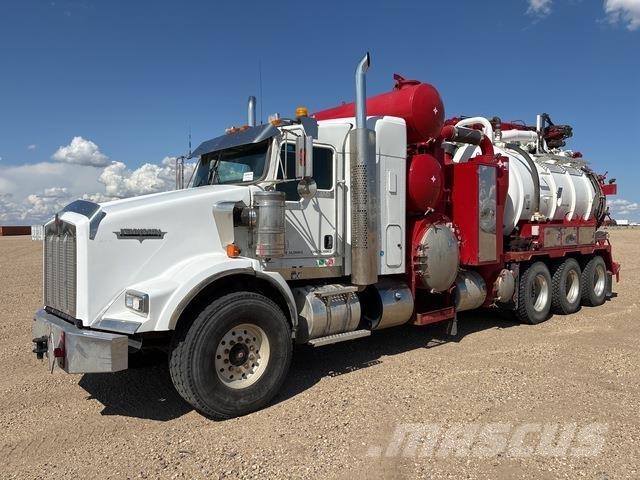 Kenworth T800 Vikšriniai ekskavatoriai