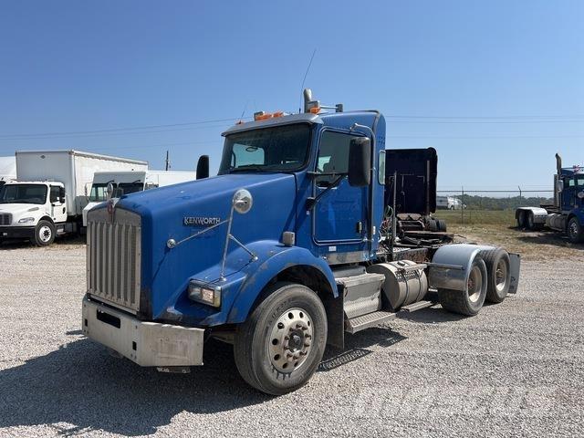 Kenworth T800 Naudoti vilkikai