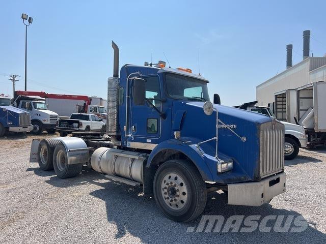 Kenworth T800 Naudoti vilkikai