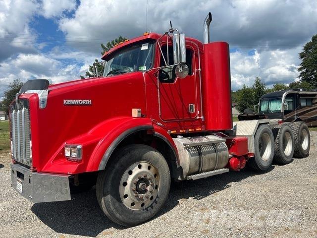 Kenworth T800 Naudoti vilkikai