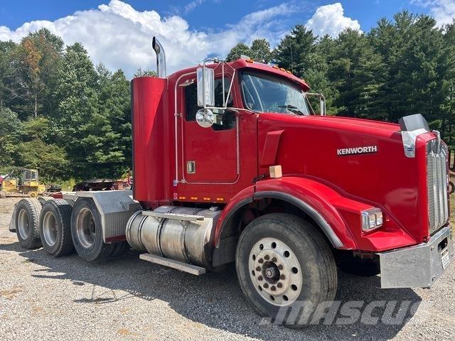 Kenworth T800 Naudoti vilkikai
