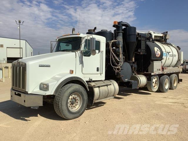Kenworth T800 Vikšriniai ekskavatoriai