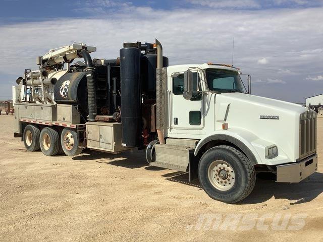 Kenworth T800 Vikšriniai ekskavatoriai