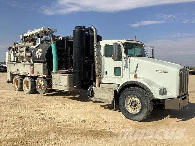 Kenworth T800 Vikšriniai ekskavatoriai