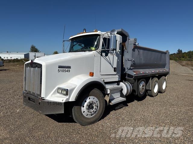 Kenworth T800 Savivarčių priekabų vilkikai