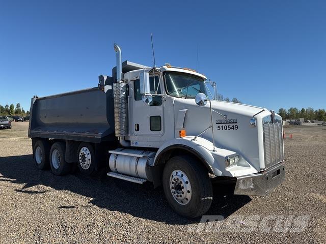 Kenworth T800 Savivarčių priekabų vilkikai