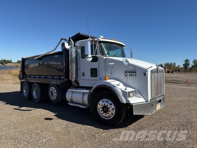 Kenworth T800 Savivarčių priekabų vilkikai