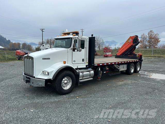 Kenworth T800 Automobiliniai kranai