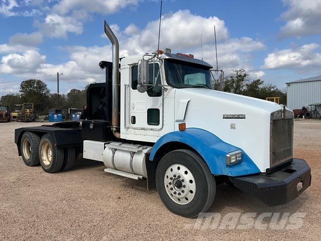 Kenworth T800 Pagalbos kelyje automobiliai