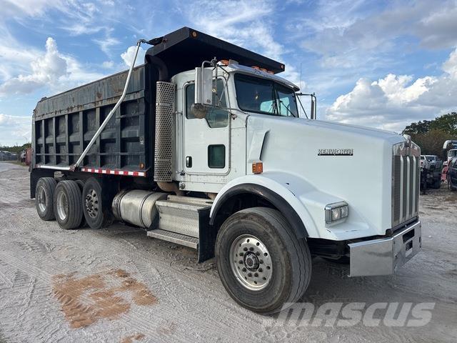 Kenworth T800 Savivarčių priekabų vilkikai