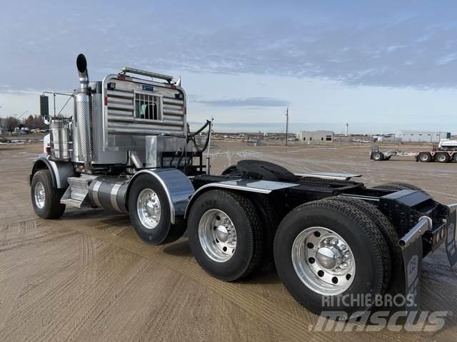 Kenworth T800W Naudoti vilkikai