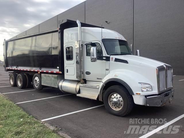 Kenworth T880 Savivarčių priekabų vilkikai