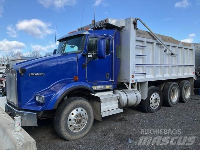 Kenworth T880 Savivarčių priekabų vilkikai
