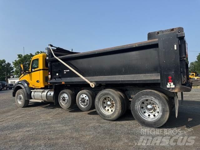 Kenworth T880 Savivarčių priekabų vilkikai