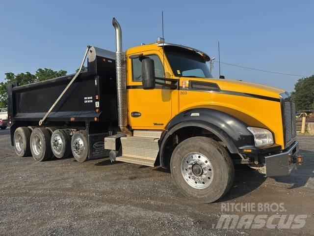 Kenworth T880 Savivarčių priekabų vilkikai