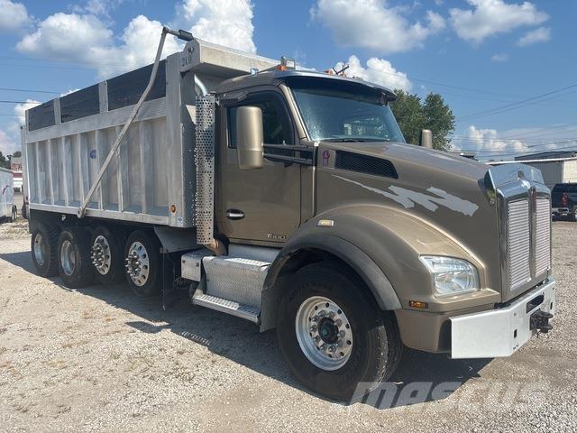 Kenworth T880 Savivarčių priekabų vilkikai