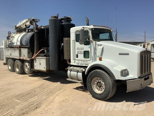 Kenworth T880 Vikšriniai ekskavatoriai