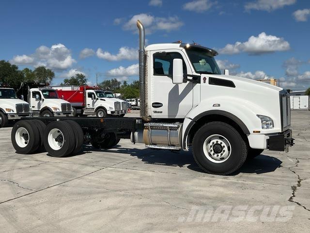 Kenworth T880 Kabinos ir salonai