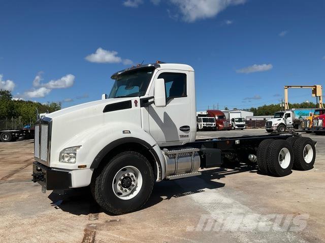 Kenworth T880 Kabinos ir salonai