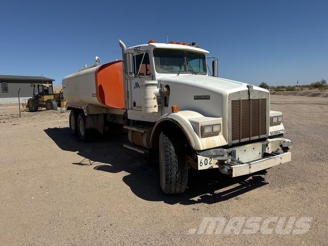 Kenworth W900 Vandens sunkvežimiai
