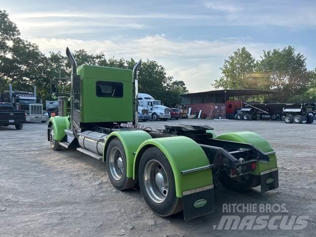 Kenworth W900 Naudoti vilkikai