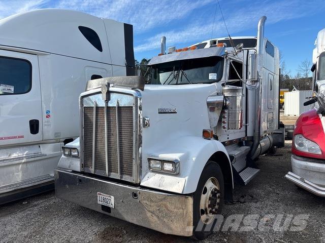 Kenworth W900 Naudoti vilkikai