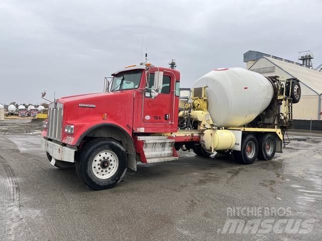 Kenworth W900B Kita
