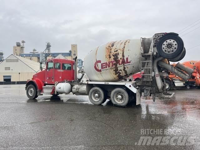 Kenworth W900B Kita