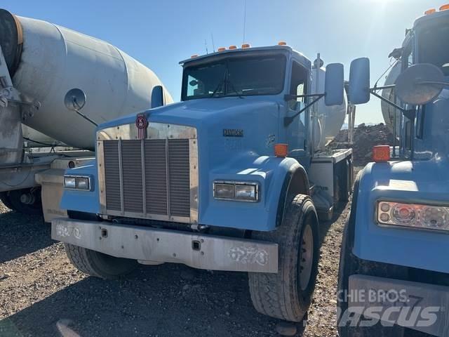 Kenworth W900B Kita
