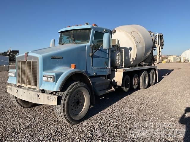 Kenworth W900B Kita