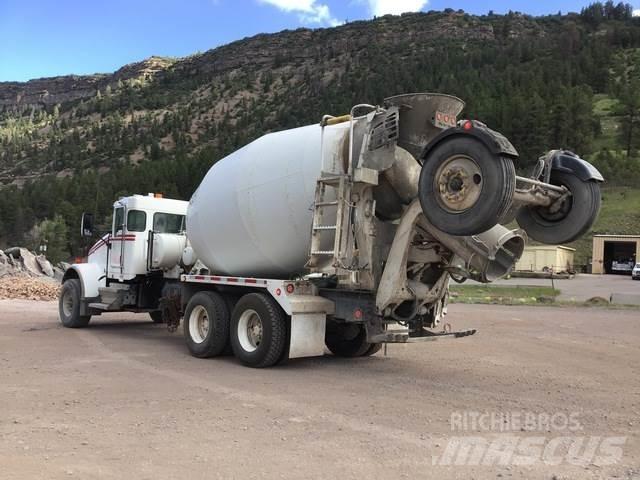 Kenworth W900B Kita