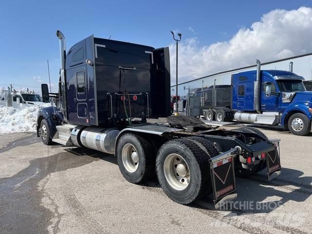Kenworth W990 Naudoti vilkikai