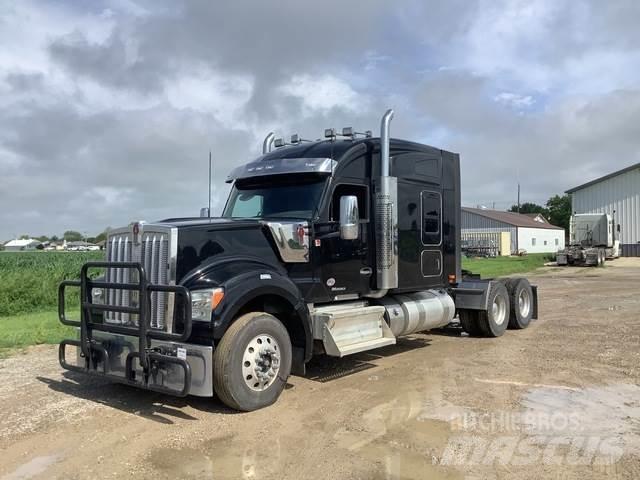Kenworth W990 Naudoti vilkikai