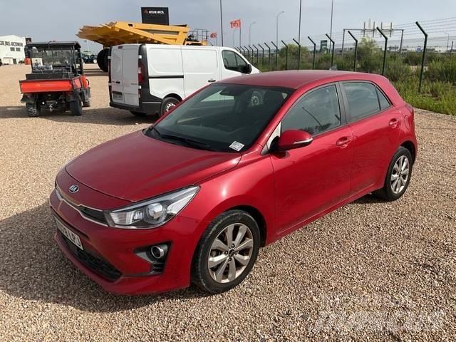 Kia Rio Lengvieji automobiliai