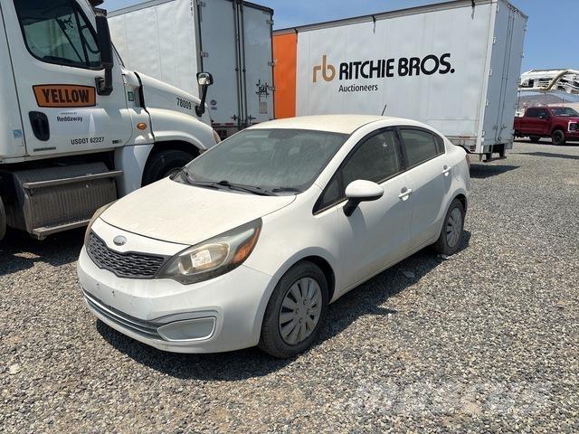 Kia Rio Lengvieji automobiliai