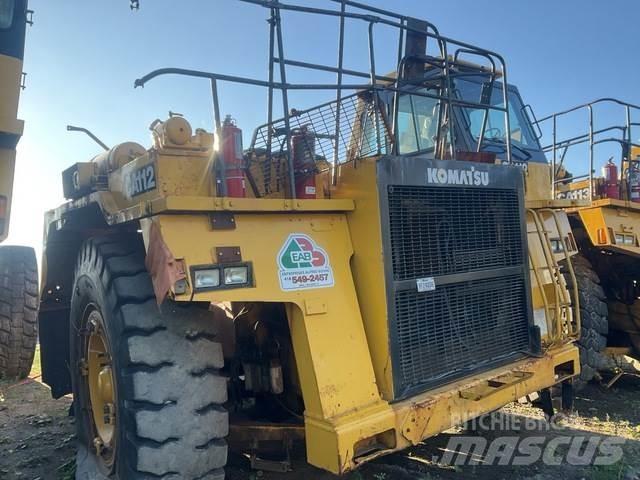 Komatsu 330M Karjeriniai savivarčiai
