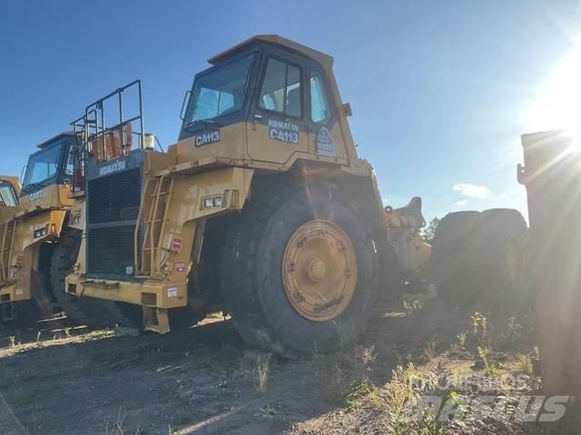 Komatsu 330M Karjeriniai savivarčiai