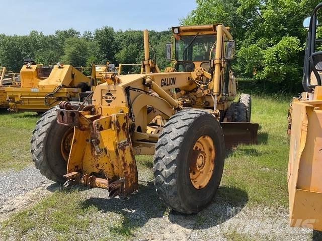 Komatsu 830B Greideriai