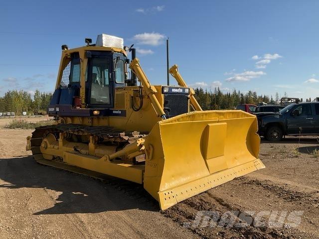 Komatsu D85P Vikšriniai buldozeriai