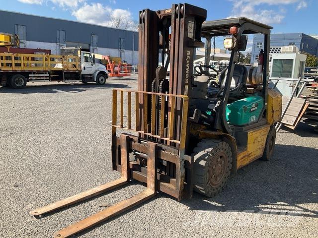 Komatsu FG40ZT Šakiniai krautuvai - Kita