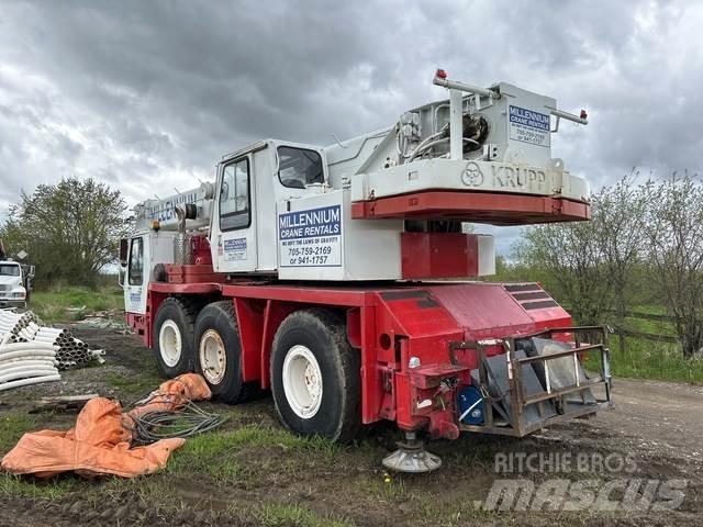 Krupp KMK3045 Visureigiai kranai