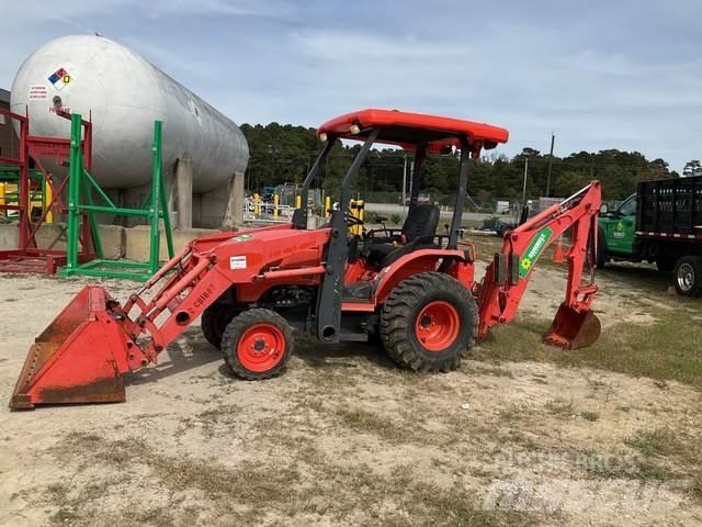 Kubota B26 Naudoti kompaktiški traktoriai