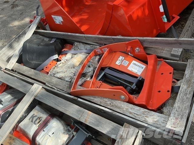 Kubota BH4985 Statyba - Kita