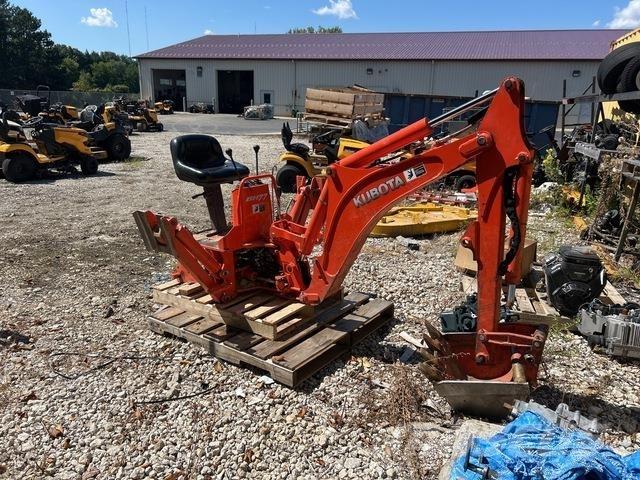 Kubota BH77 Tranšėjų kasimo technika