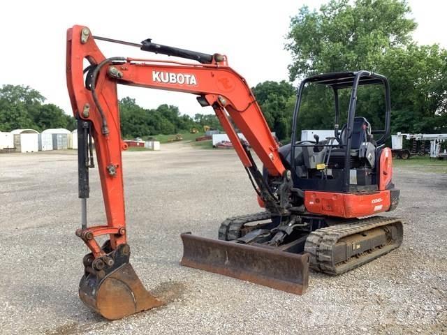 Kubota KX040-4 Vikšriniai ekskavatoriai