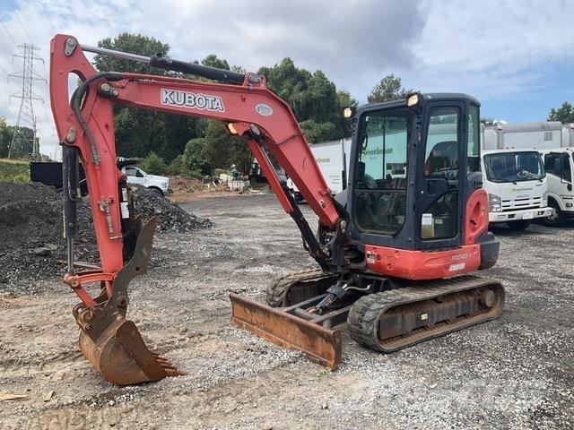 Kubota KX040-4 Vikšriniai ekskavatoriai